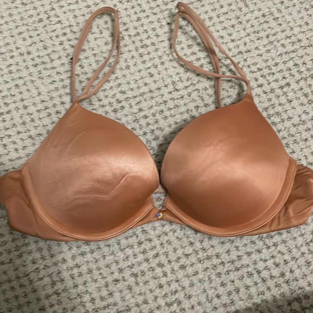 Nude Victoria secret bra